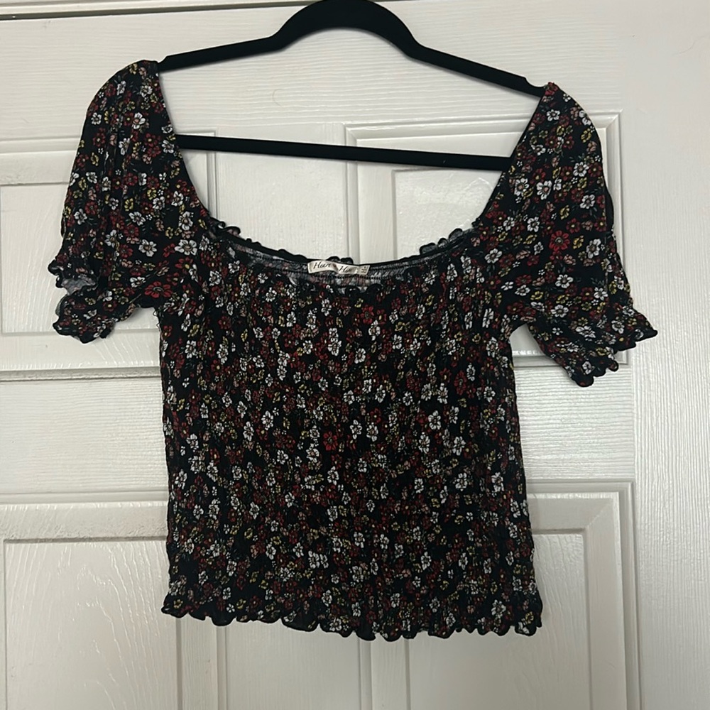 Black floral ruched top